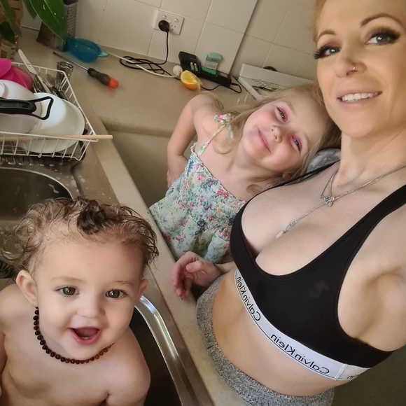 Meet your Posher, Shannon - Picture 1 of 1